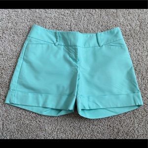 The Limited Mint Green 5” shorts - size 4